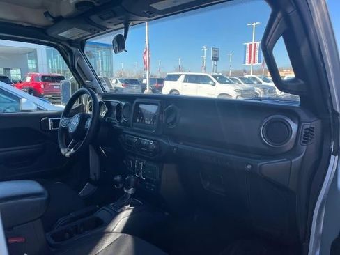 Used 2023 Jeep Wrangler Unlimited image 21