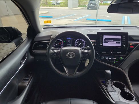 Certified 2024 Toyota Camry SE image 25