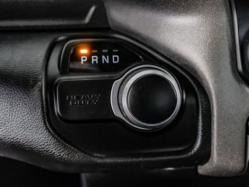 Used 2022 RAM 2500 Tradesman w/ Chrome Appearance Group image 25