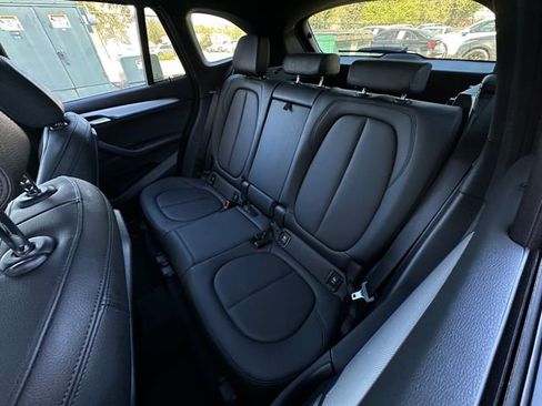 Used 2021 BMW X1 sDrive28i w/ M Sport Package image 26