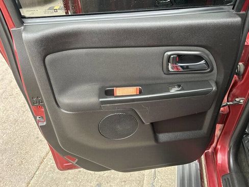 Used 2011 Chevrolet Colorado LT AWD/4WD image 8