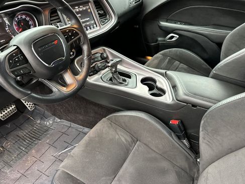 Used 2019 Dodge Challenger GT w/ Plus Package image 11