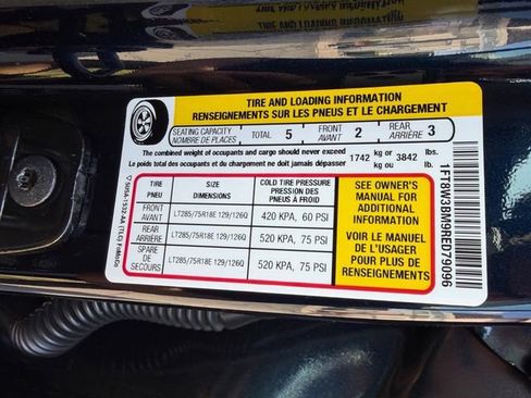 Used 2024 Ford F350 Platinum w/ Tremor Off-Road Package AWD/4WD image 4