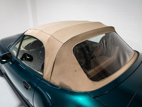 Used 1999 BMW Z3 2.5i RWD image 12