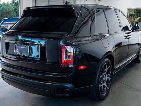 Used 2022 Rolls-Royce Cullinan Black Badge image 27