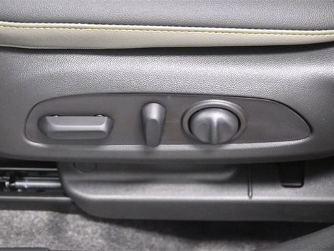 New 2025 Chevrolet Trax ACTIV w/ Driver Confidence Package image 15