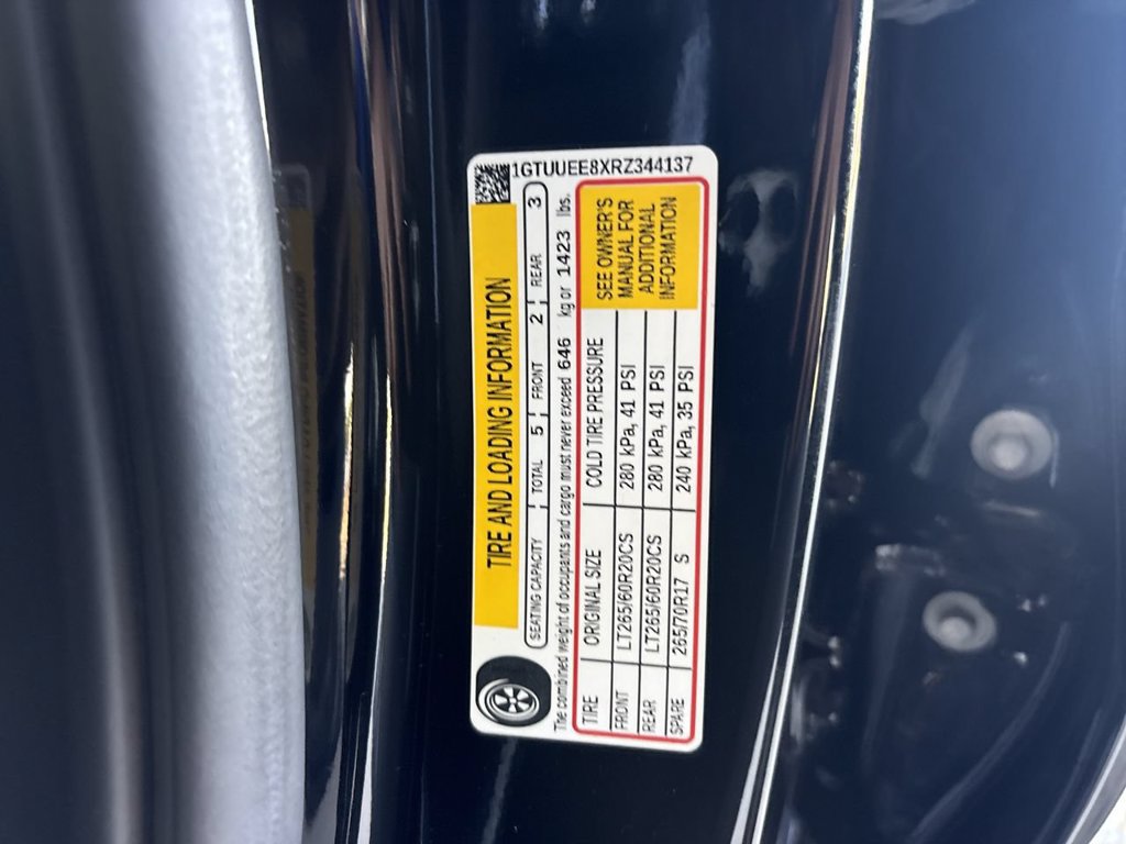 Certified 2024 GMC Sierra 1500 AT4 w/ Technology Package AWD/4WD image 35