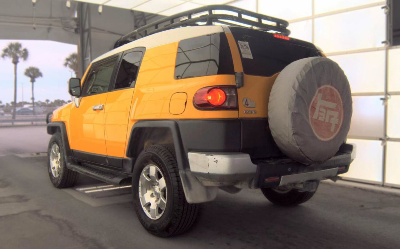 Used 2008 Toyota FJ Cruiser 4WD image 8