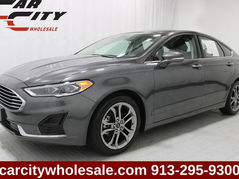 Used 2020 Ford Fusion SEL FWD image 1