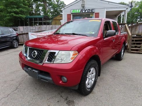 Used 2012 Nissan Frontier SV w/ SV Premium Utility Pkg AWD/4WD image 2