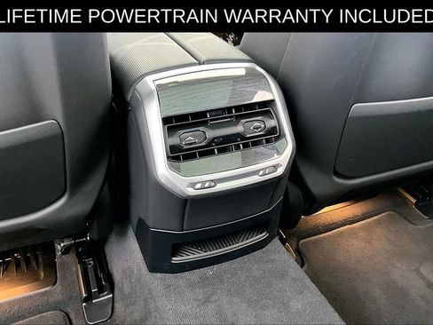 Used 2026 BMW 740i RWD image 31