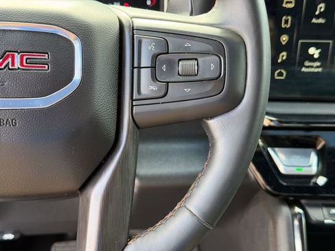Used 2024 GMC Sierra 1500 AT4 w/ Technology Package AWD/4WD image 14
