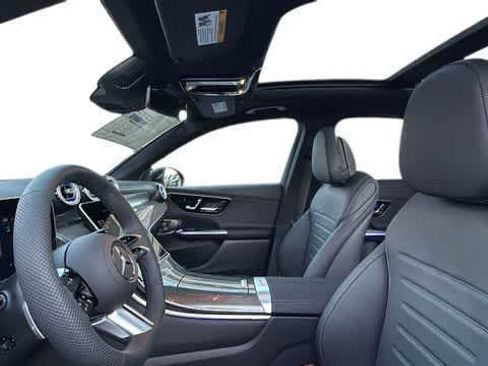 Certified 2026 Mercedes-Benz GLC 300 4MATIC image 4