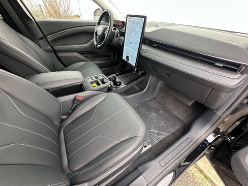 New 2026 Ford Mustang Mach-E Select w/ Comfort Package image 21