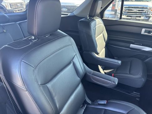 Certified 2022 Ford Explorer XLT w/ Equipment Group 202A image 44