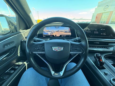 Used 2021 Cadillac Escalade ESV Sport w/ Driver Assist Tech Package image 24