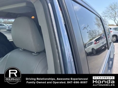 Used 2017 Toyota Sienna XLE Premium w/ Outdoor Package image 9