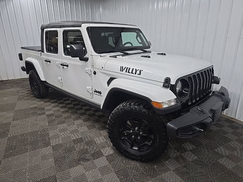 Used 2022 Jeep Gladiator Willys image 7