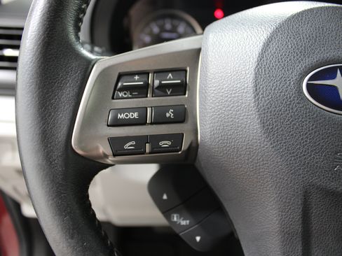 Used 2014 Subaru Forester 2.5i Limited AWD/4WD image 10