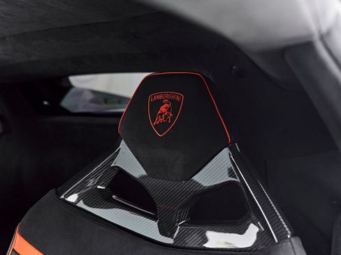 Used 2023 Lamborghini Huracan Tecnica RWD image 54