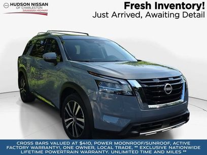Used 2024 Nissan Pathfinder Platinum w/ Cargo Package