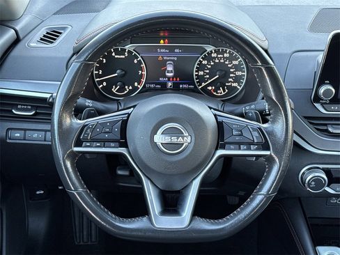 Used 2024 Nissan Altima 2.5 SR image 23