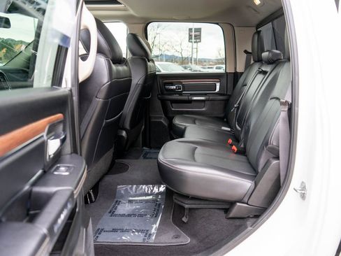 Used 2018 RAM 2500 Laramie w/ Convenience Group image 13