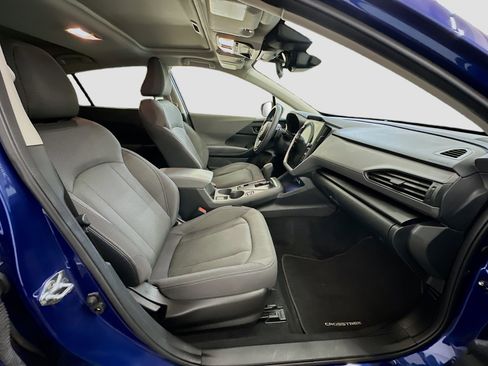 Used 2024 Subaru Crosstrek 2.0i Premium image 32