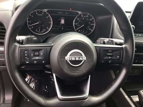 Used 2023 Nissan Rogue S AWD/4WD image 17