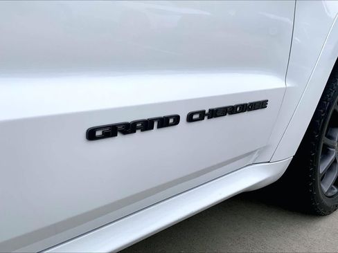 Used 2020 Jeep Grand Cherokee High Altitude AWD/4WD image 10