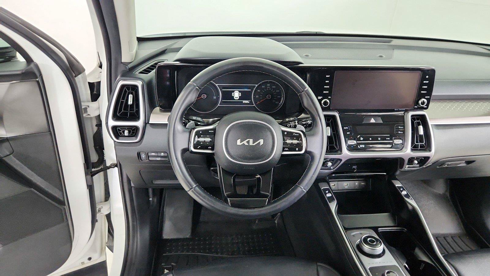 Used 2022 Kia Sorento EX w/ Panoramic Sunroof Package AWD/4WD image 20