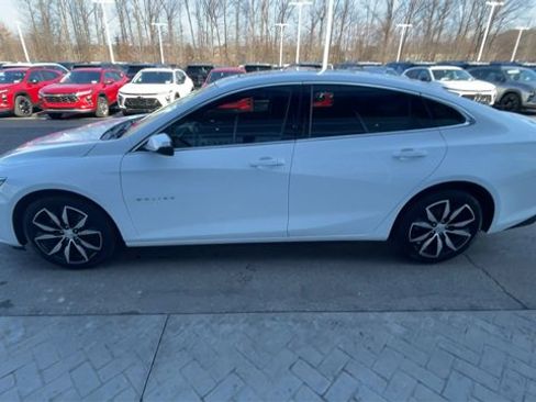 Certified 2018 Chevrolet Malibu LT image 5