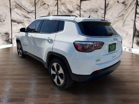 Used 2018 Jeep Compass Latitude w/ Popular Equipment Group FWD image 7