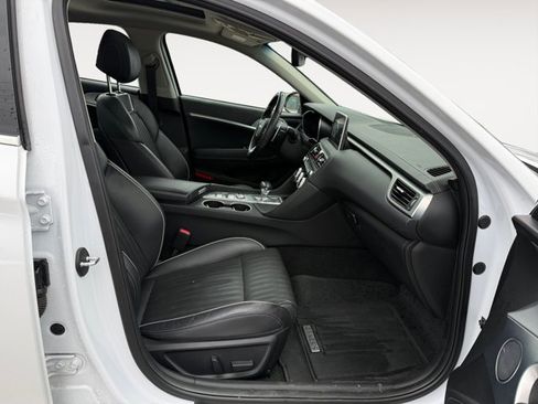 Used 2019 Genesis G70 2.0T Advanced w/ Elite Package image 17