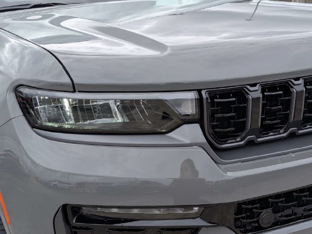 New 2027 Jeep Grand Cherokee Limited AWD/4WD image 10
