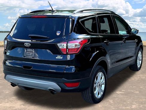 Used 2018 Ford Escape SE image 7