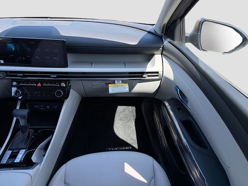 New 2026 Hyundai Tucson SEL image 18