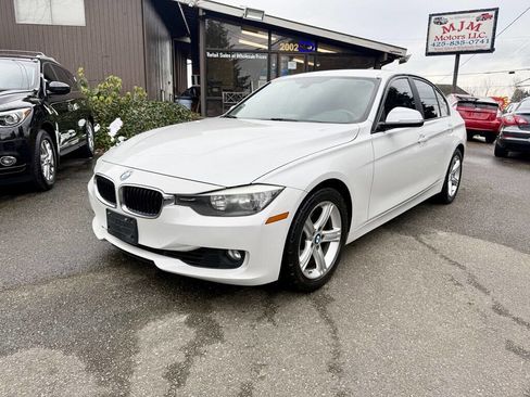 Used 2014 BMW 328i Sedan RWD image 2
