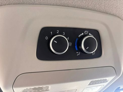 Used 2023 Ford Transit 350 XLT RWD image 17