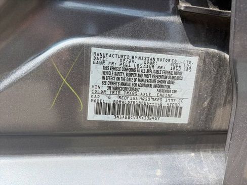 Used 2024 Nissan Sentra SV FWD image 35