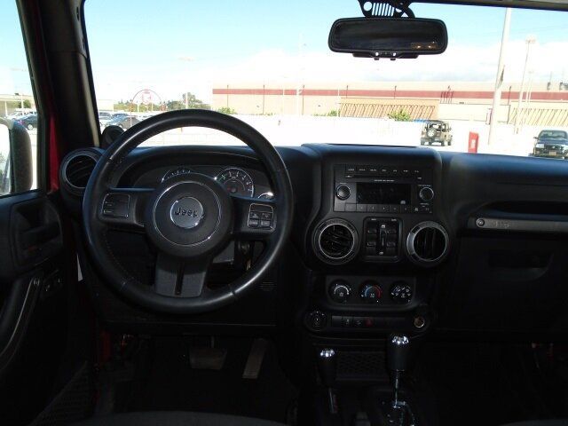 Used 2013 Jeep Wrangler Unlimited Sport AWD/4WD image 10