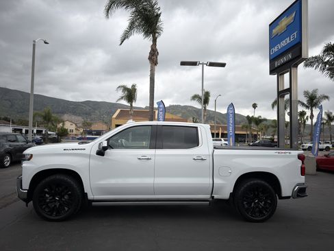 Used 2020 Chevrolet Silverado 1500 LTZ w/ LTZ Plus Package AWD/4WD image 5