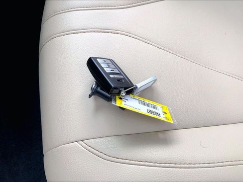 Used 2023 Acura TLX FWD image 14