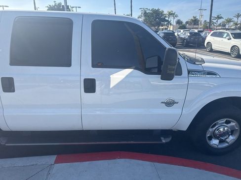 Used 2011 Ford F250 XLT w/ XLT Interior Pkg image 34