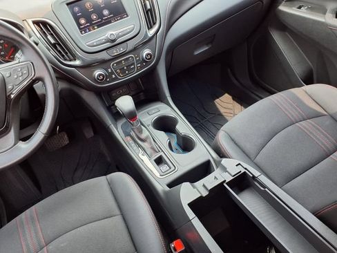 Used 2022 Chevrolet Equinox RS FWD image 10