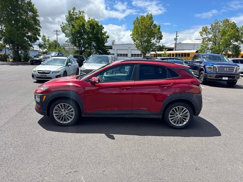 Used 2021 Hyundai Kona SEL w/ Cargo Package AWD/4WD image 2