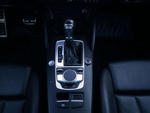 Used 2017 Audi A3 e-tron Premium Plus w/ Technology Package image 24