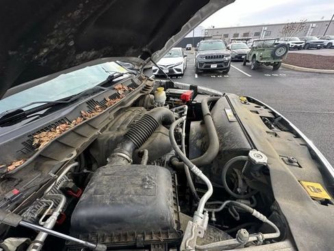 Used 2017 RAM 1500 Limited image 17