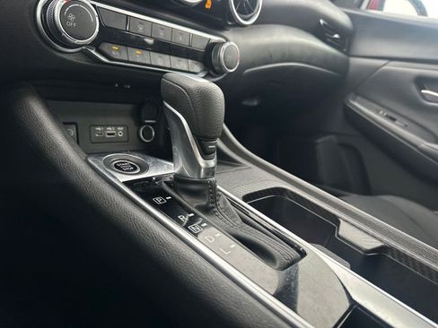 Used 2024 Nissan Sentra SV image 18