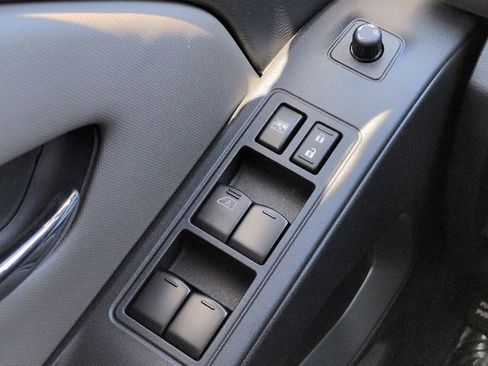 Certified 2022 Nissan Frontier SV RWD image 23